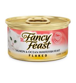 Fancy Feast
Flaked Salmon & Ocean Whitefish Feast